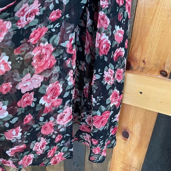 Forever 21 chiffon maxi skirt with high side slits and shorts underneath ,  XS. - Picture 6 of 6